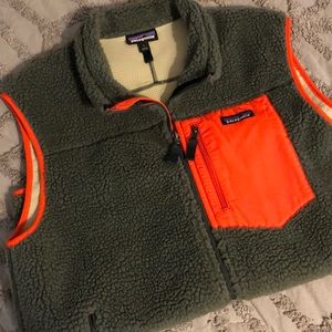 Men’s Patagonia Vest!